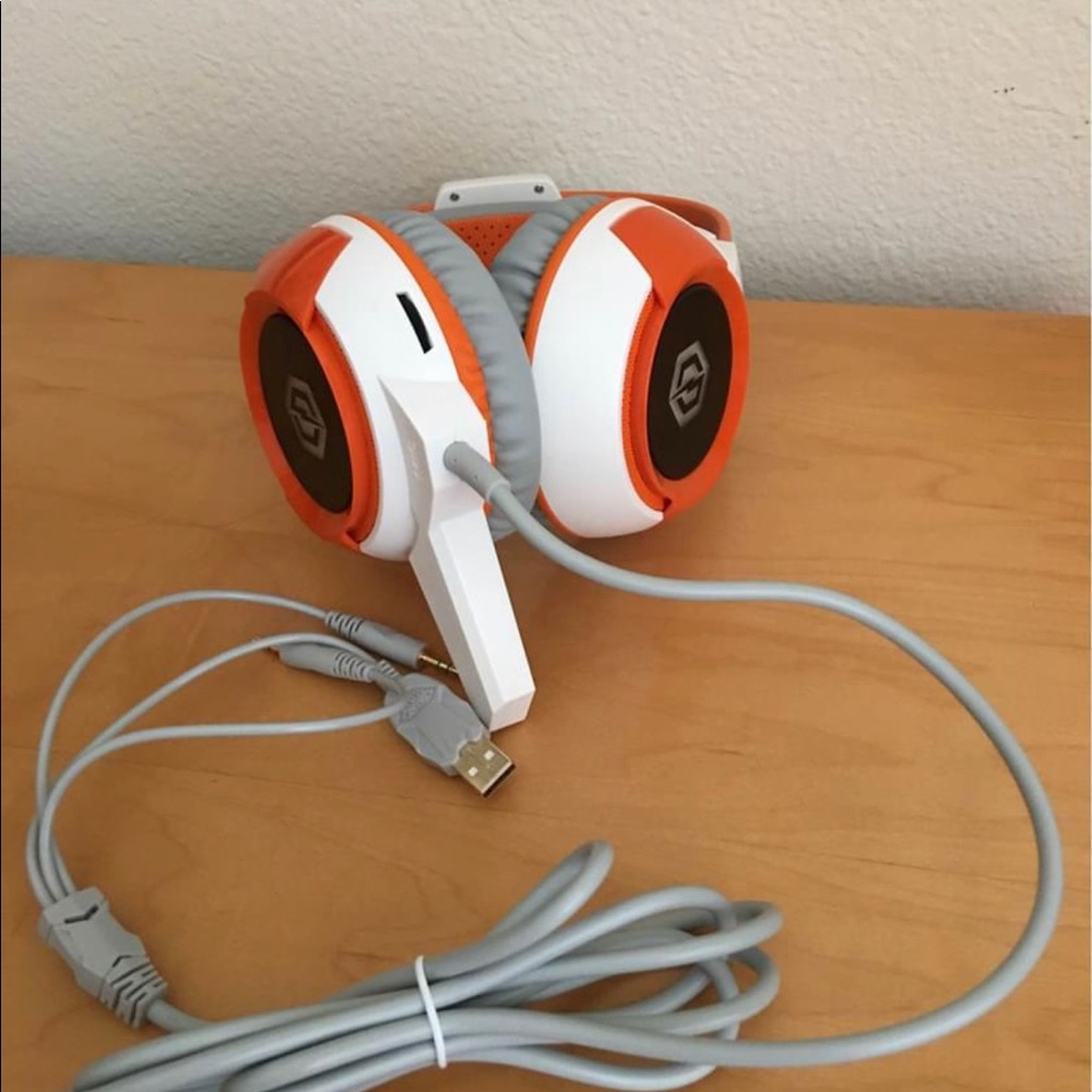 Cyberpowerpc Wired Light Up Gaming Headset With Cable New